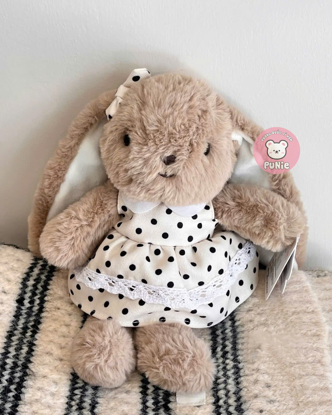 THỎ THƠM LÔNG MỊN 25CM MANG VÁY CHẤM BI