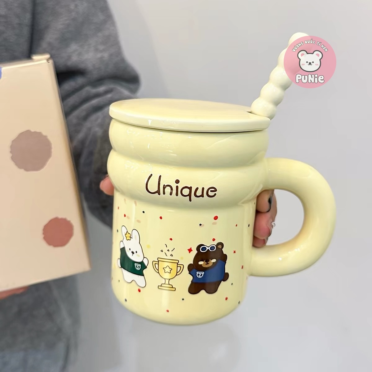 LY SỨ VÀNG CHÓ GẤU THỎ
