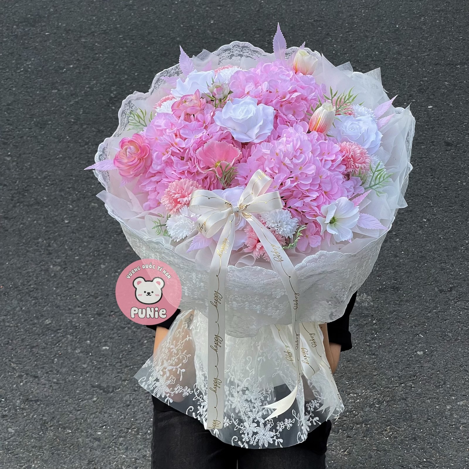 BÓ HOA VẢI REN TÚ CẦU MIX TULIP
