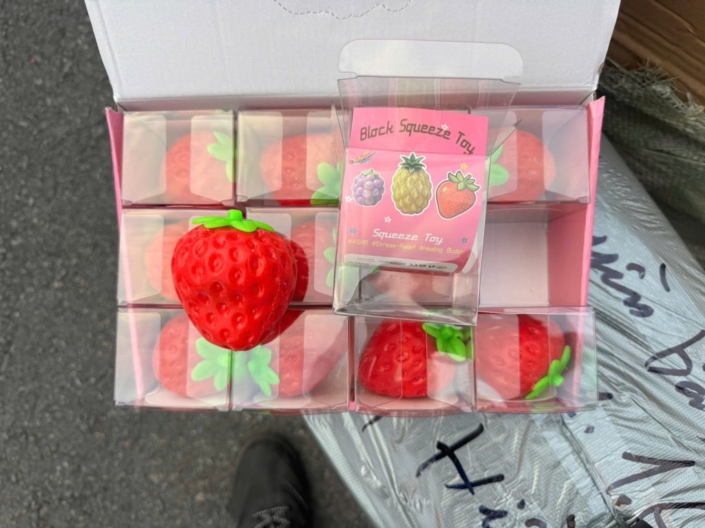 SQUISHY DÂU TO RỘP RỘP