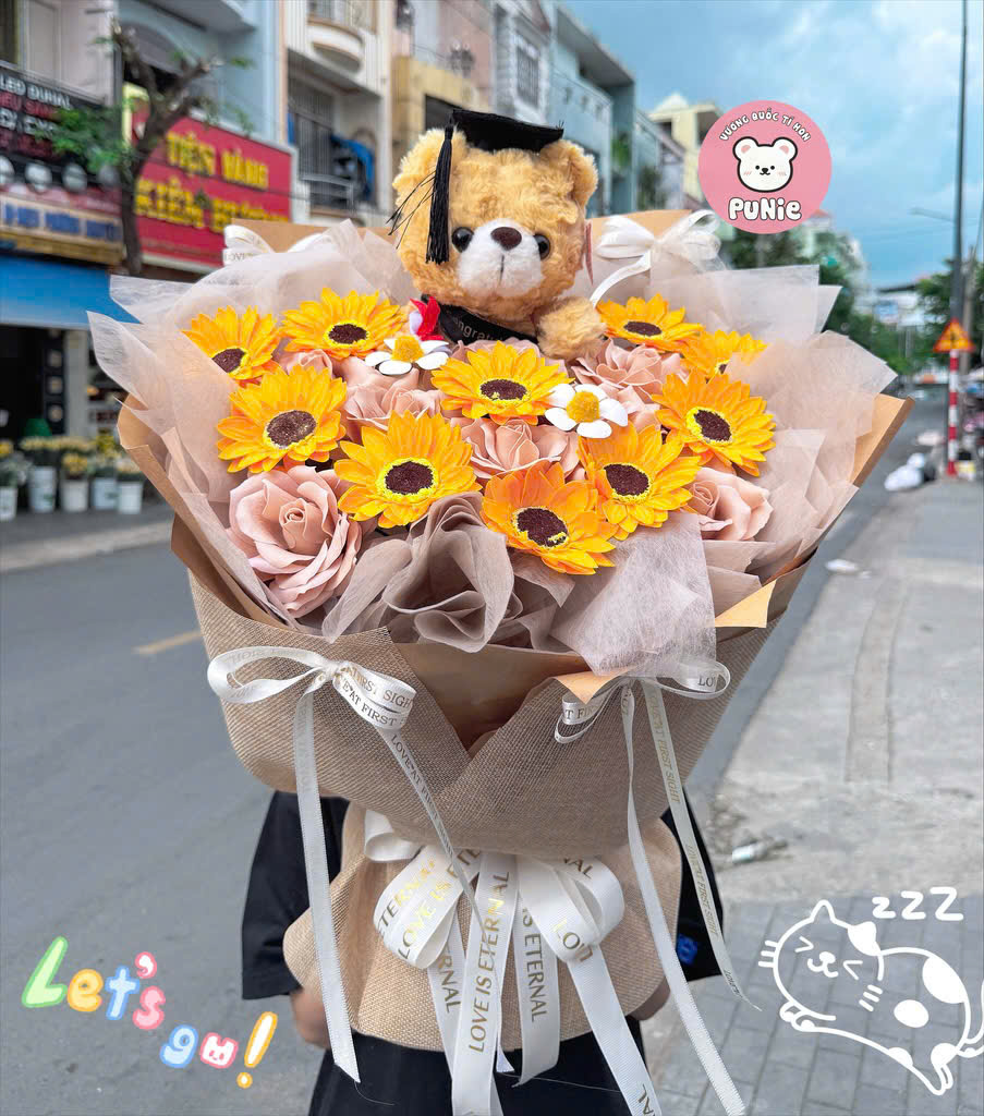 TN26-BÓ HOA TỐT NGHIỆP GẤU VÀNG
