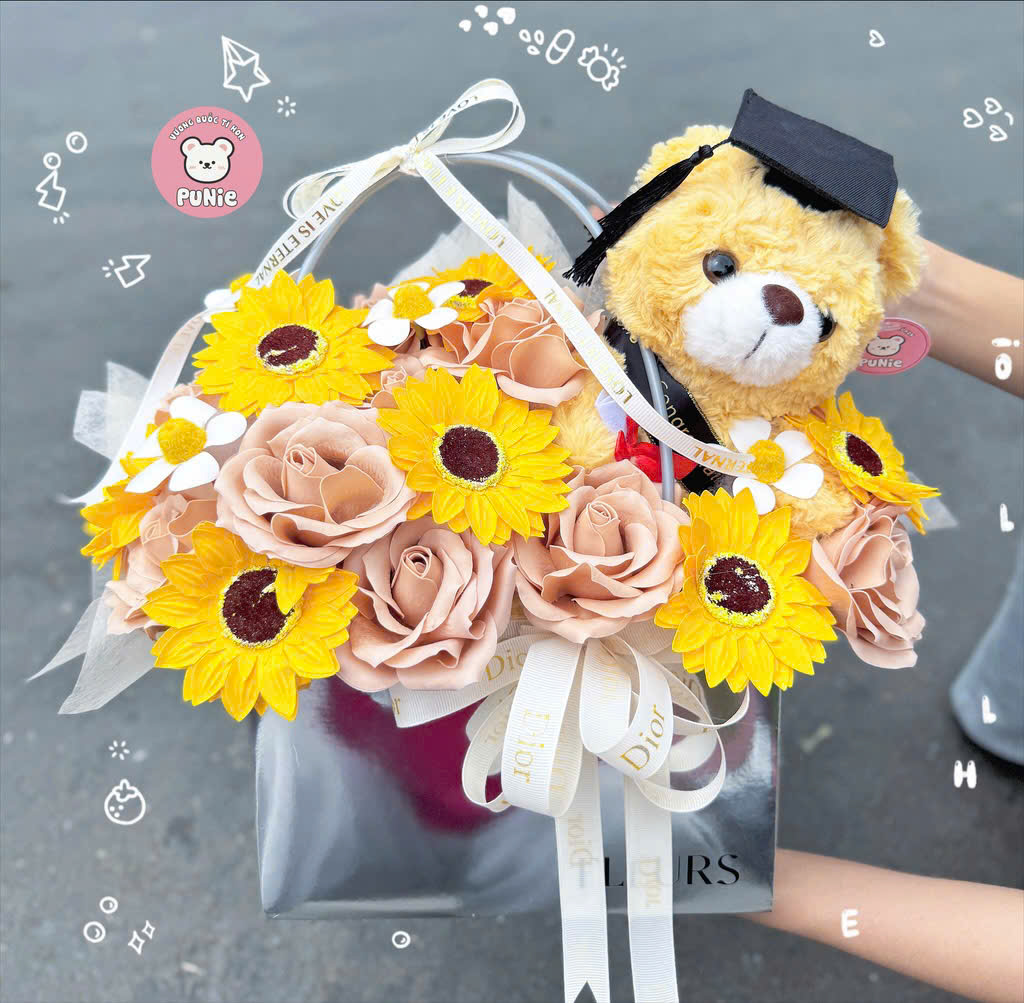 TN26-GIỎ HOA TỐT NGHIỆP HƯỚNG DƯƠNG