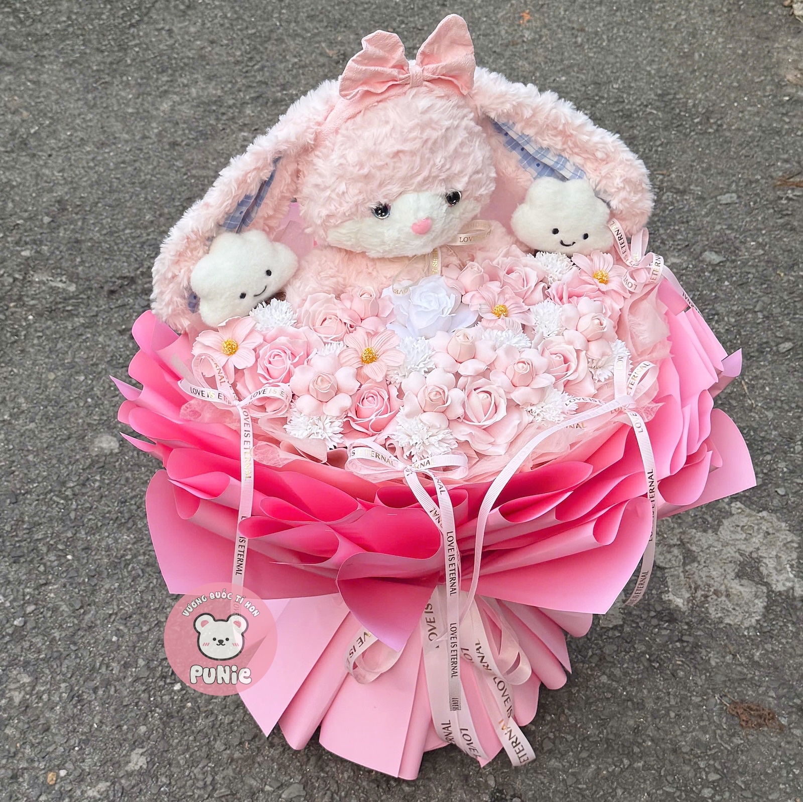 BÓ HOA MÂY THỎ TAI HOA HỒNG TỈ MUỘI