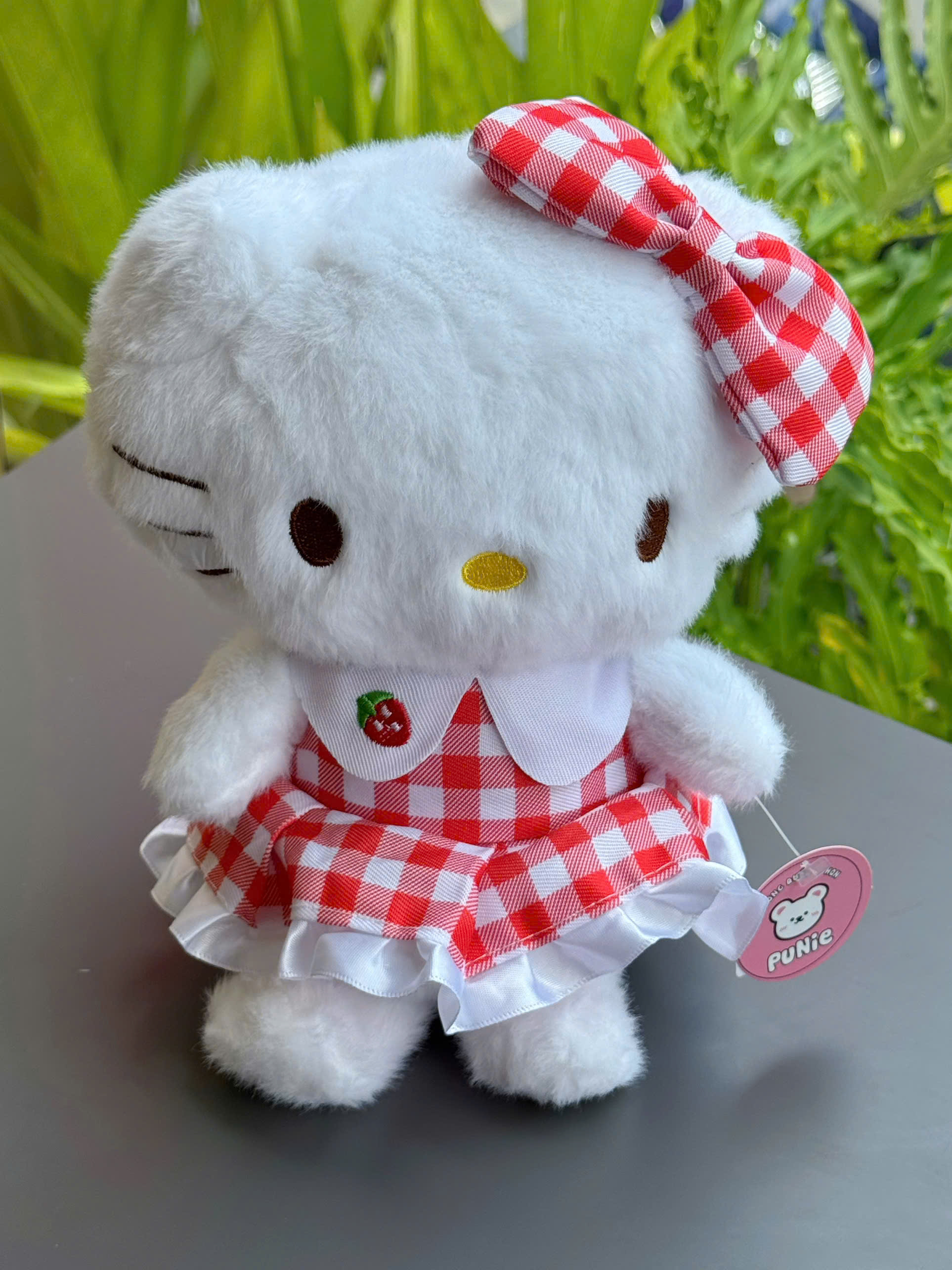 GẤU BÔNG KITTY VÁY KẺ ĐỎ MINI