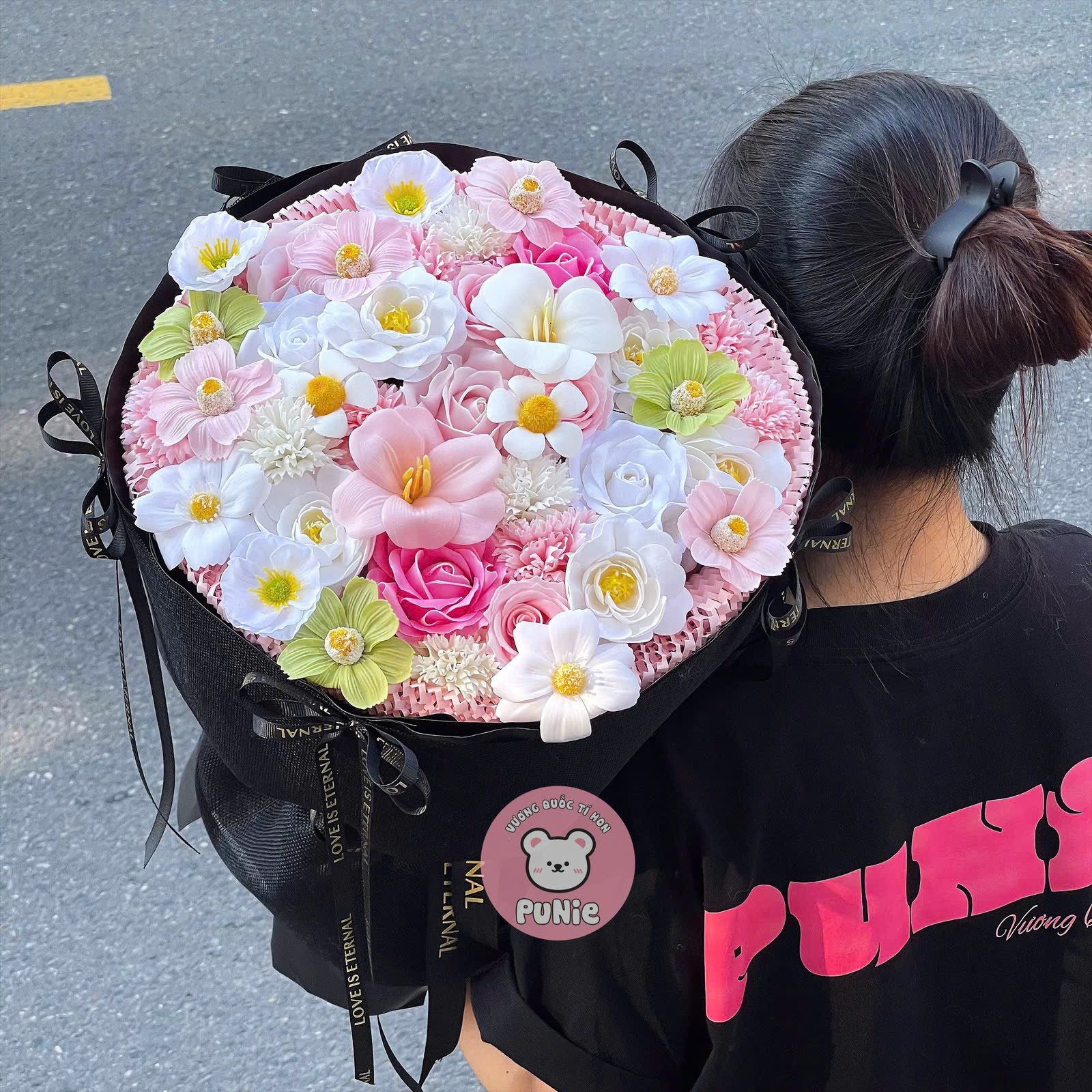 BÓ HOA GARDEN ĐEN MỚI 499K