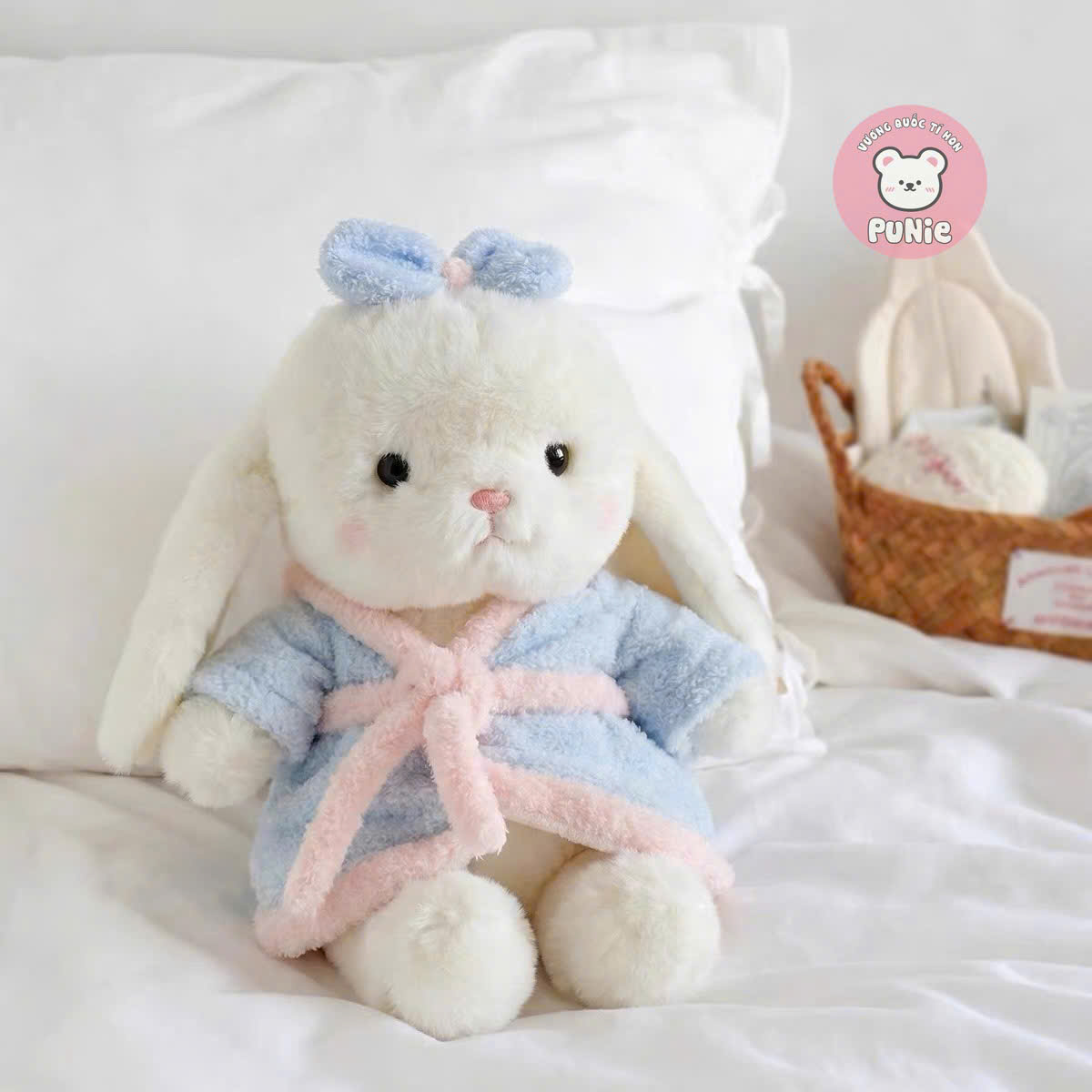 THỎ ÁO CHOÀNG XANH 55CM