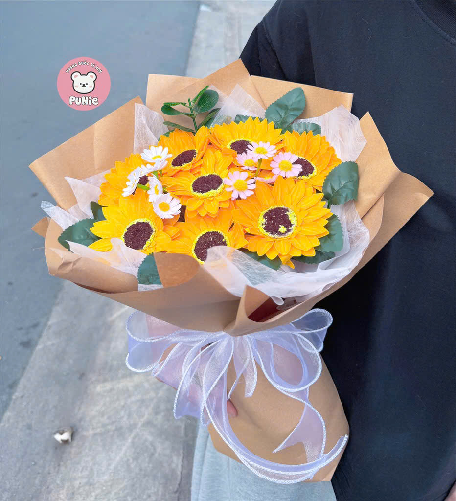 TN26-BÓ HƯỚNG DƯƠNG SÁP 8BÔNG