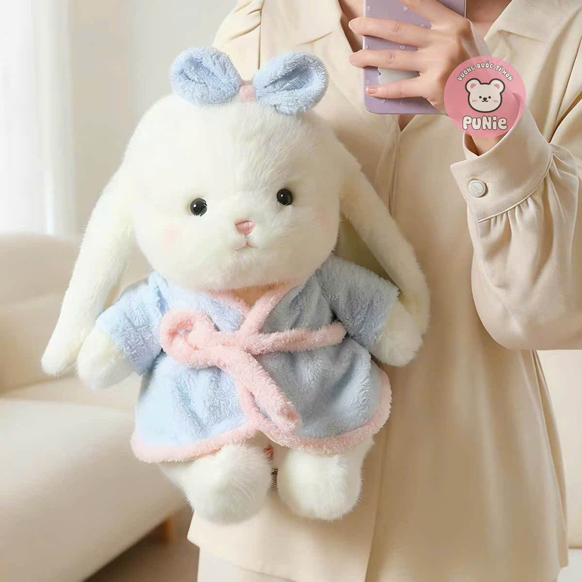 THỎ ÁO CHOÀNG XANH 55CM