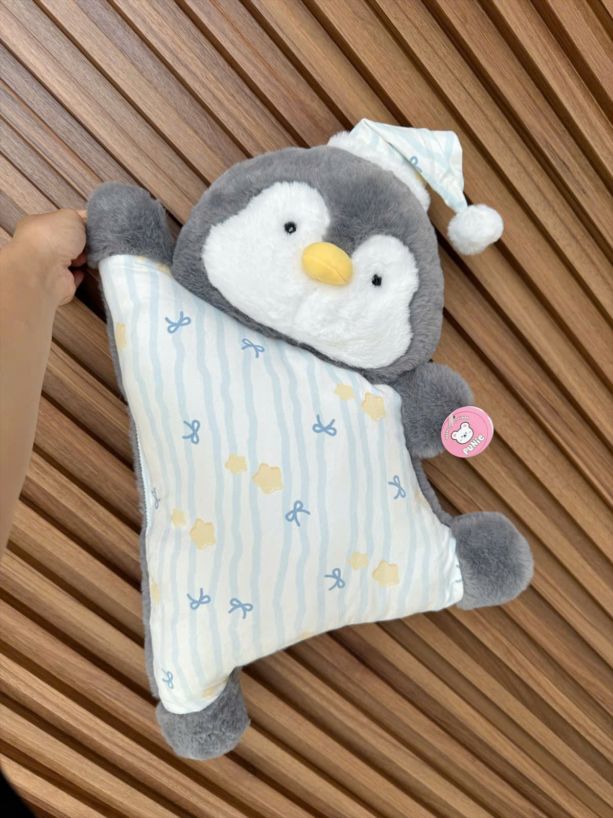 GẤU BÔNG GỐI TỰA CÁNH CỤT