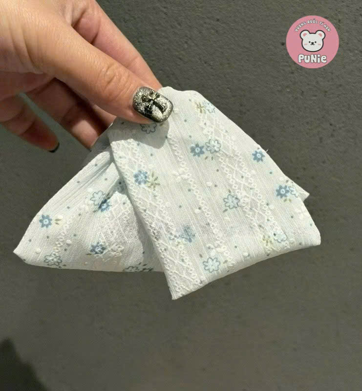KẸP TAM GIÁC HOA NHÍ